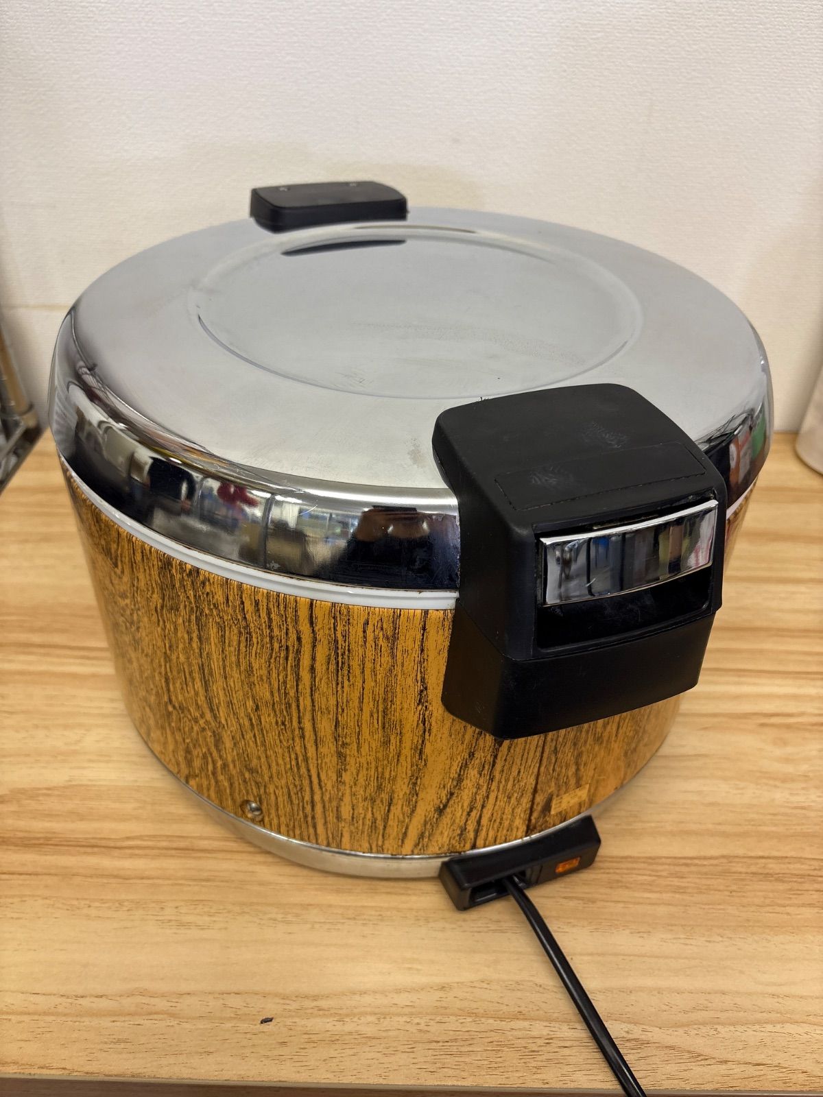【Tiger】タイガー 電子ジャー JHA-4000 木目 厨房 厨房機器 店舗 店舗用品 単相100V 調理器具 動作確認済 保温釜 業務用 ① Y1917 タイガー JHA-A401(旧JHA-4000) 業務用 電子ジャー|厨房機器・熱機器