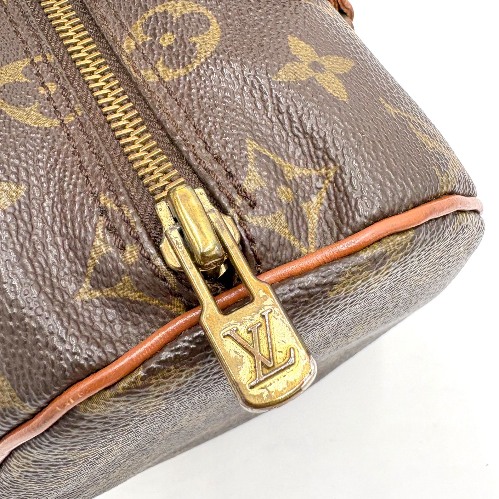 LOUIS VUITTON ルイヴィトン パピヨン26 モノグラム ハンドバッグ 筒型 