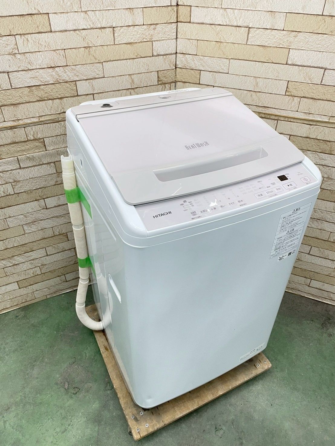 高年式】大阪送料無料☆3か月保障付き☆洗濯機☆日立☆8kg☆2024年☆BW