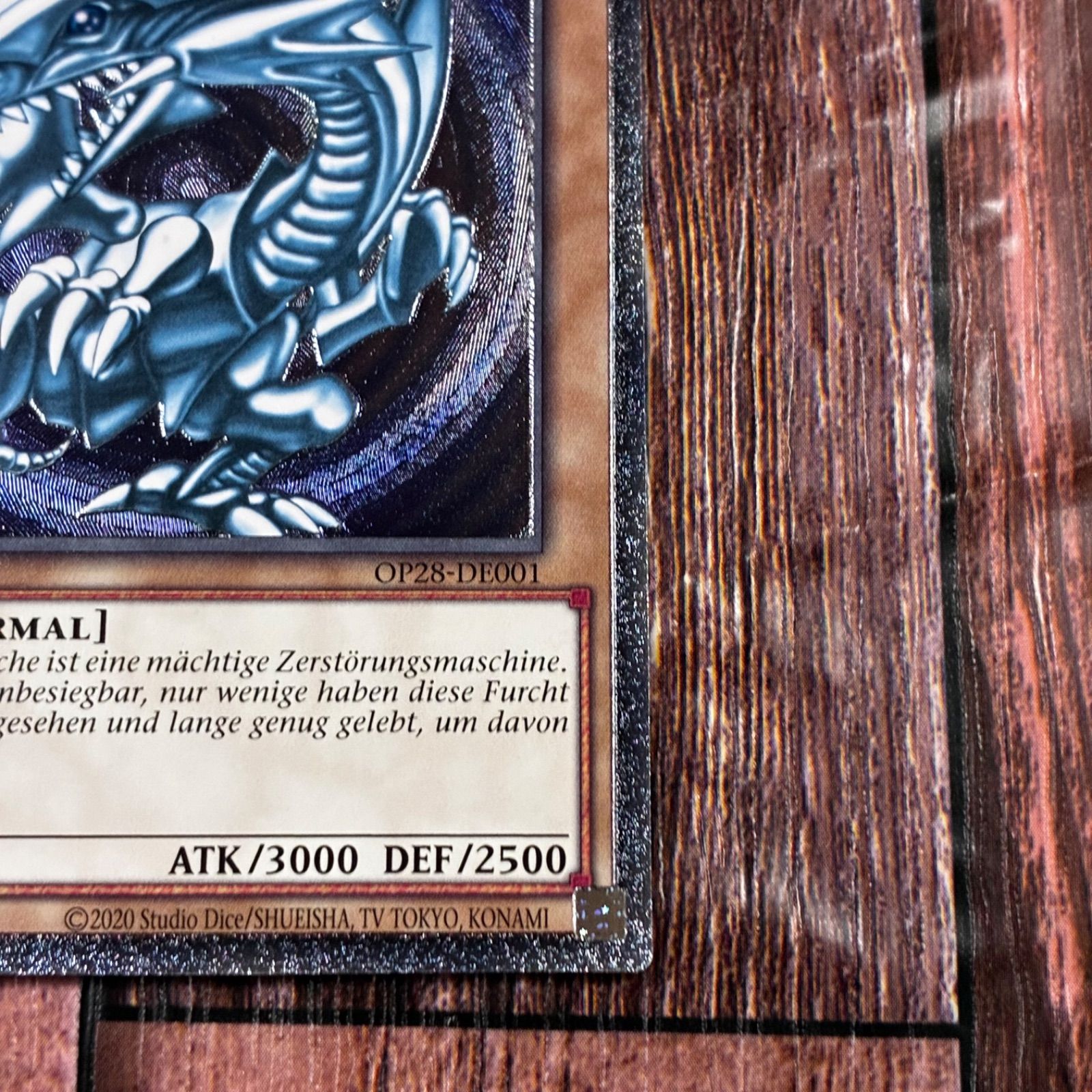 遊戯王 ドイツ版 EU版 青眼の白龍 OTS28 レリーフ - メルカリ