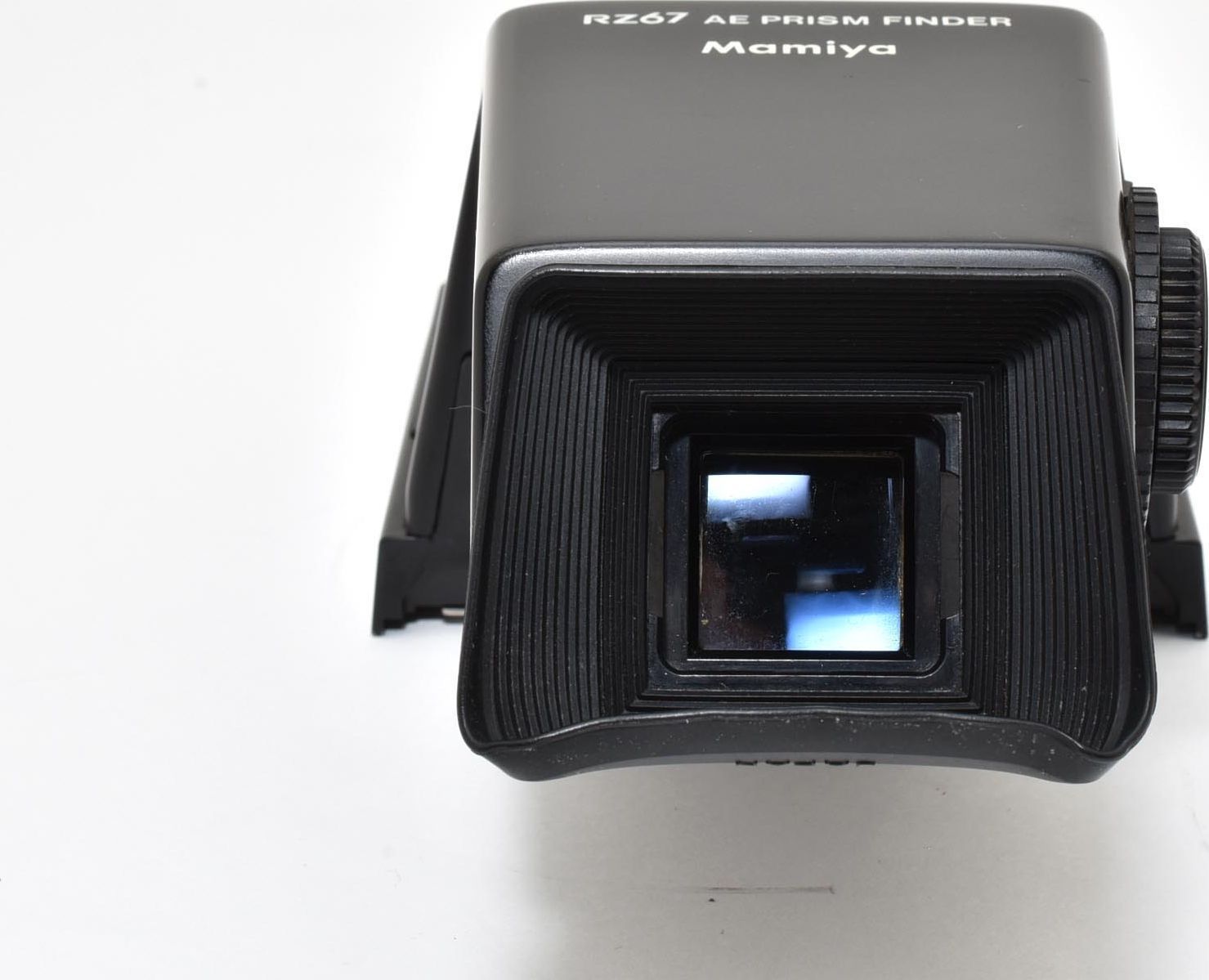D03[7493B]3 マミヤ MAMIYA RZ67 AE PRISM FINDER 【 AE プリズム