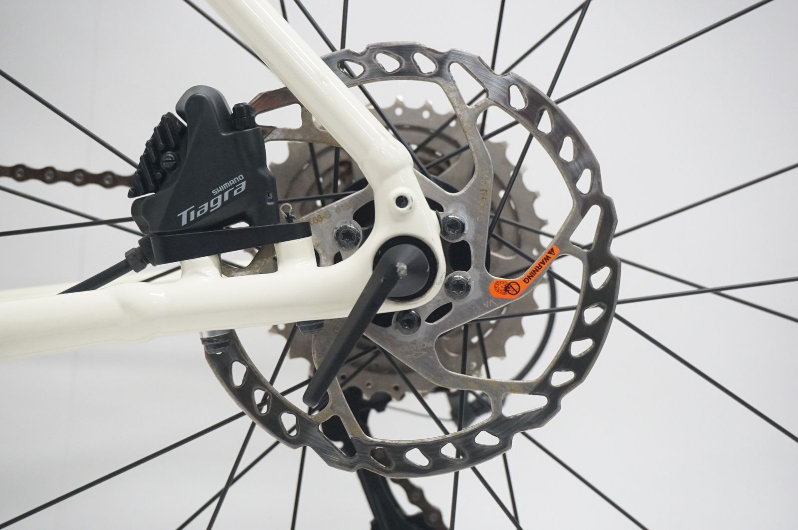 TREK 「トレック」 DOMANE AL4 GEN4 2024年モデル ロードバイク
