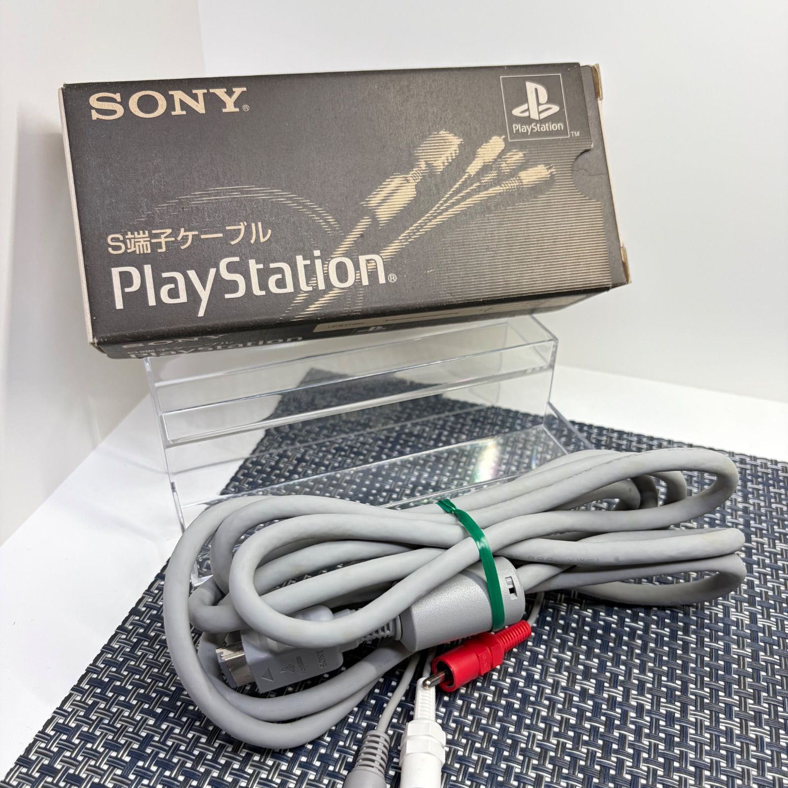 【動作確認済】PS1 S端子ケーブル プレステ1 ソニー純正品 グレー 化粧箱付き a