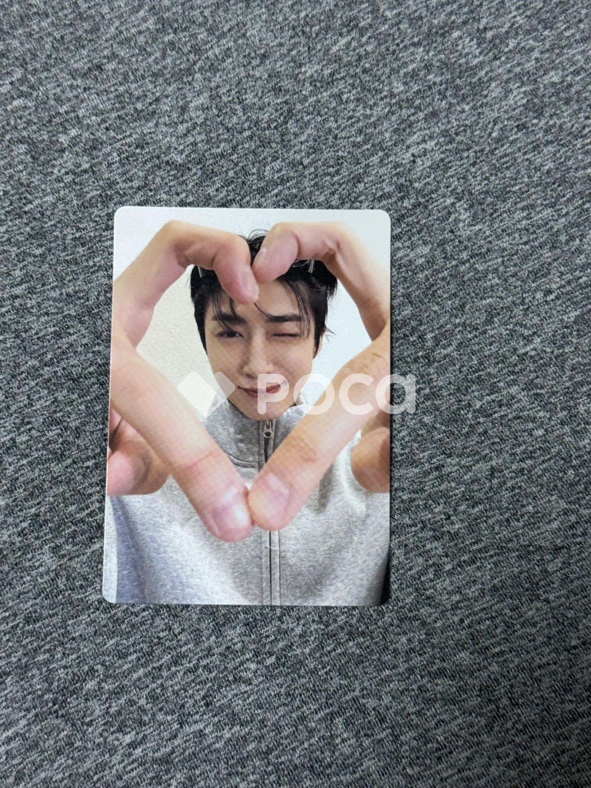 MONSTA X ヒョンウォン 超レア直筆サイン セール中…ヒョンウォン直筆サイン入り2Lサイズ写真…MONSTA X … - メルカリ