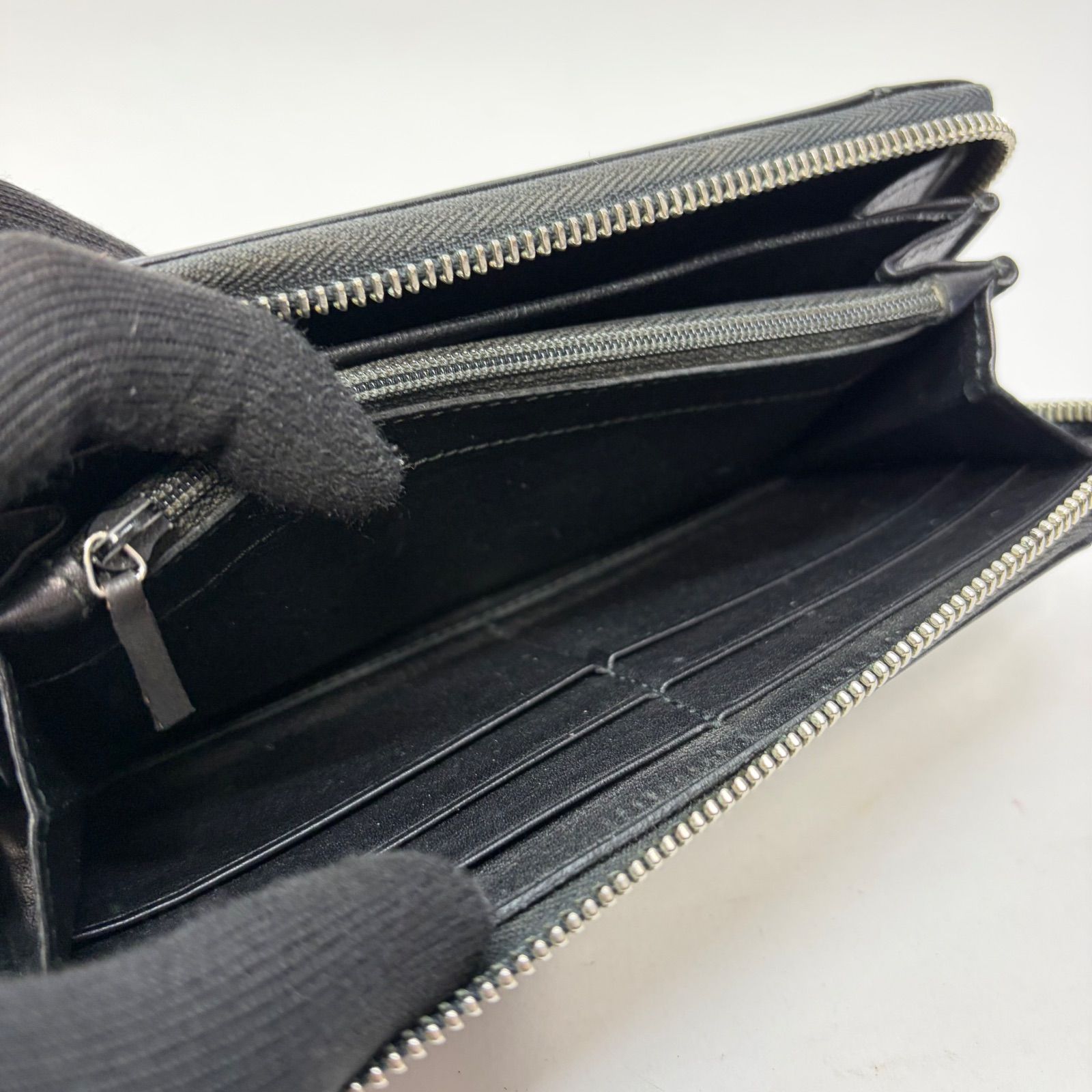 4138 GUCCI グッチ 長財布 ブラック レザー シマレザー ラウンド