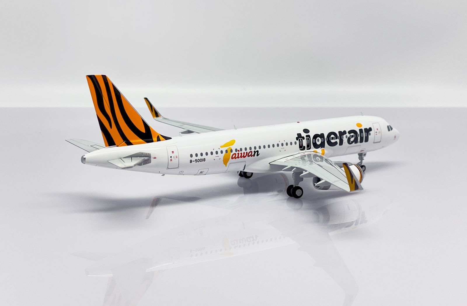 Jcwings タイガーエア台湾 A320 B-50018 1/200 XX20275 - メルカリ