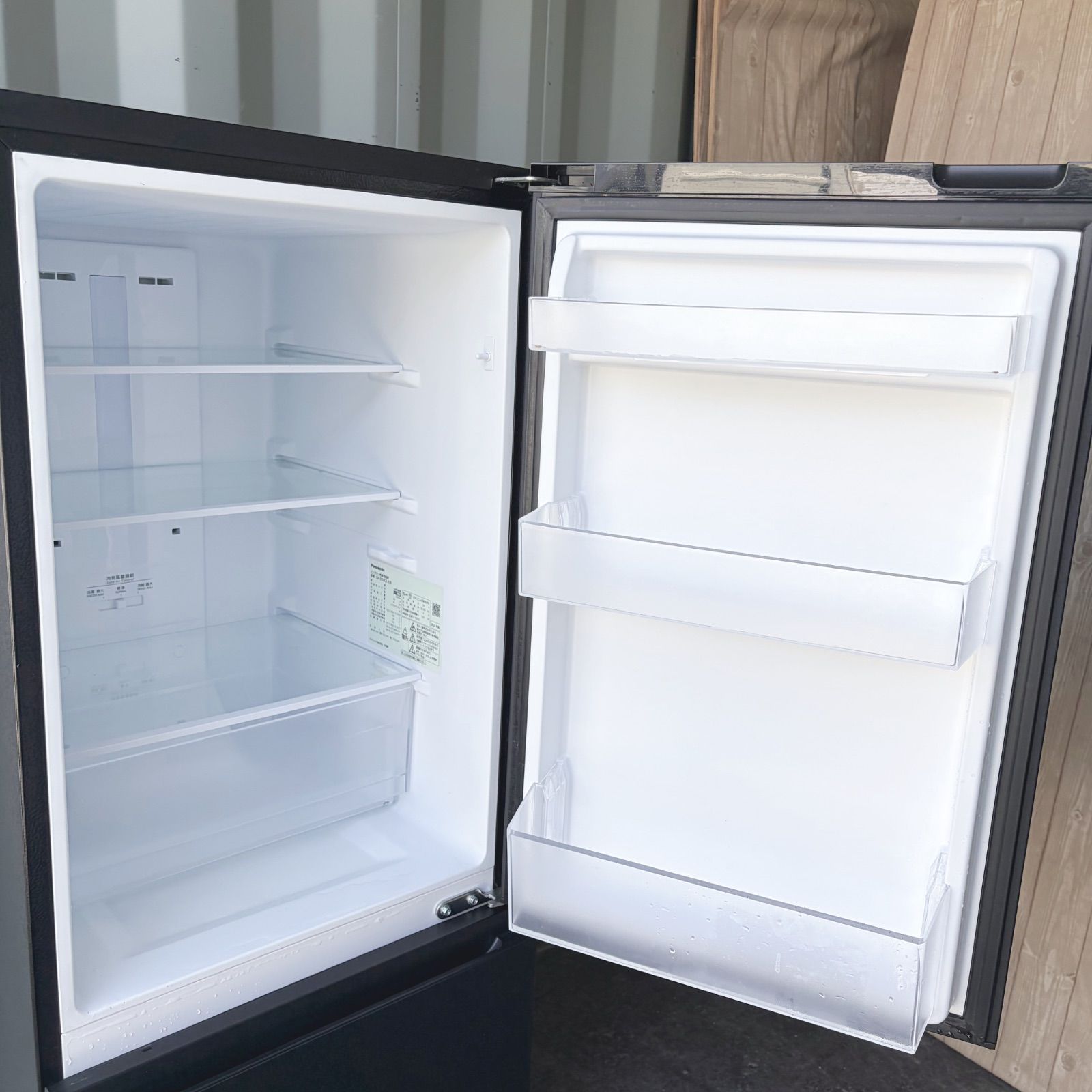 取付無料！高性能パナソニック2024年製 マットブラウン大きめ180L冷蔵庫 取付無料！高性能パナソニック2024年製 マットブラウン大きめ180L
