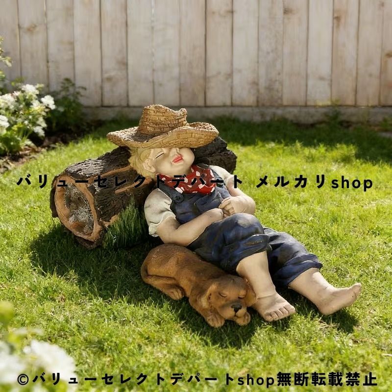 ガーデンオブジェ 少年と子犬 置物 樹脂製 フィギュア ナチュラル 牧歌的 庭 芝生 切り株 デコレーション 屋外 インテリア雑貨 犬 オーナメント かわいい 癒し 造園 ガーデニング用品 結婚祝い 新築祝い ギフト プレゼント おしゃれ カントリー風 北欧風