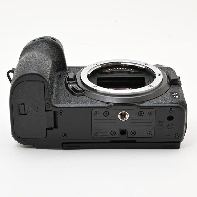 美品＞ Nikon Z7II ボディ｜シャッター数わずか447枚｜4575万画素 フル