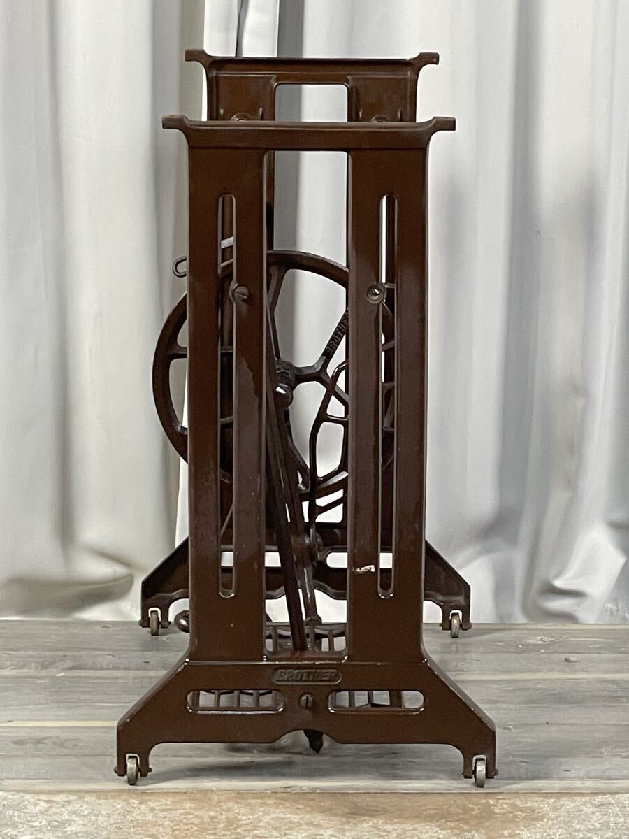 BROTHER 足踏みミシン台 3900 BROTHER ブラザー ミシン 鉄脚 ミシン脚 足踏み ミシン台