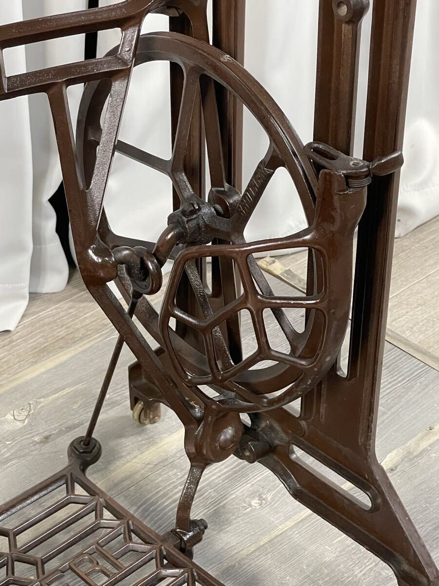 BROTHER ブラザー 足踏みミシン台 作業台 鉄脚 ネット販売 BROTHER ブラザー 足踏みミシン 脚立 鉄脚 ミシン台 作業台