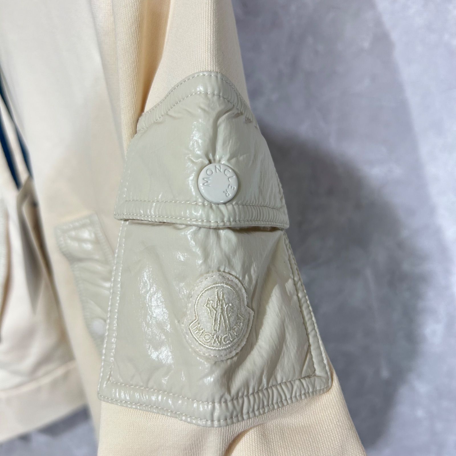 大人OK極美品】 MONCLER モンクレールフード スウェットパーカー 