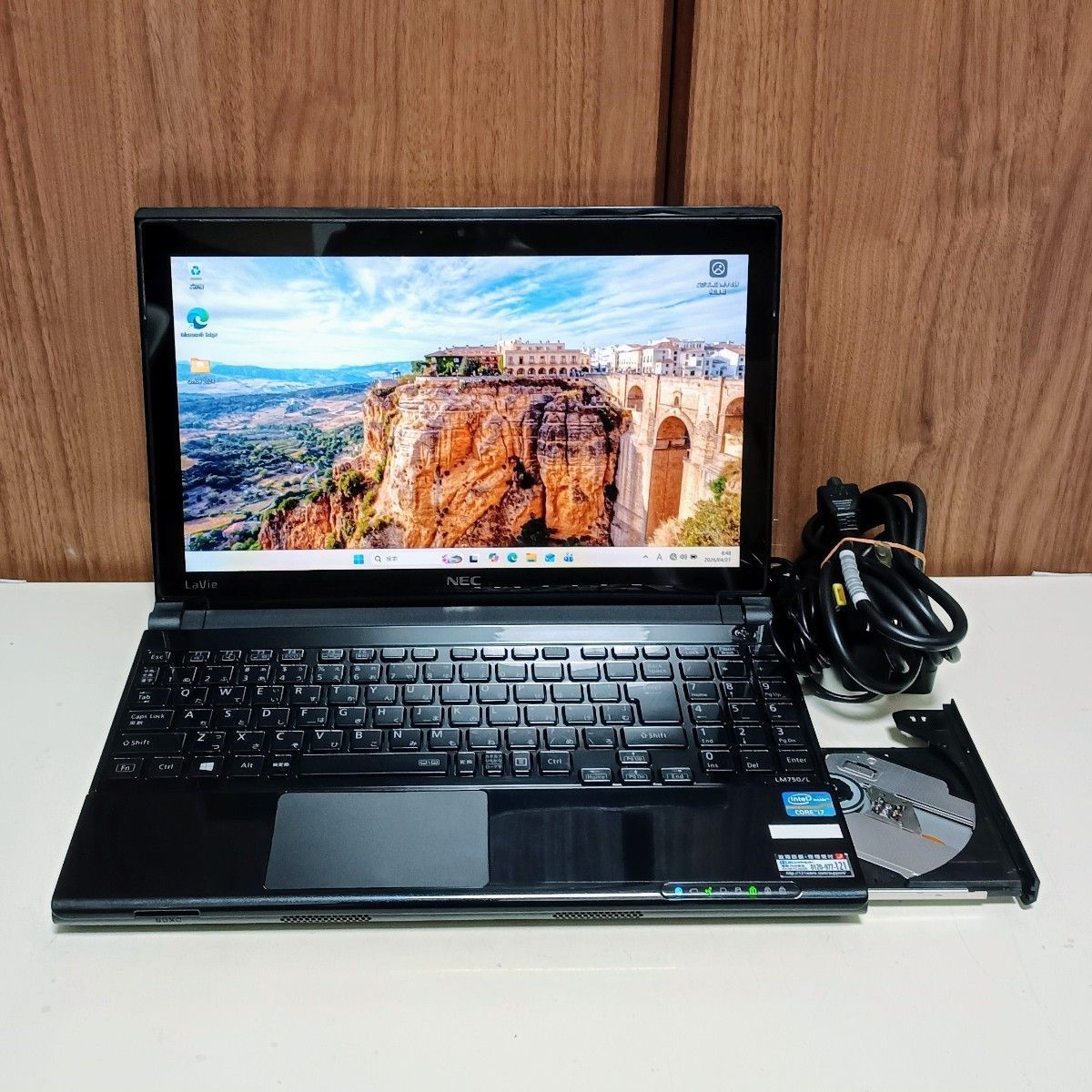 NEC LaVie i7 16GB/SSD512GB Win11 Office24 - メルカリ