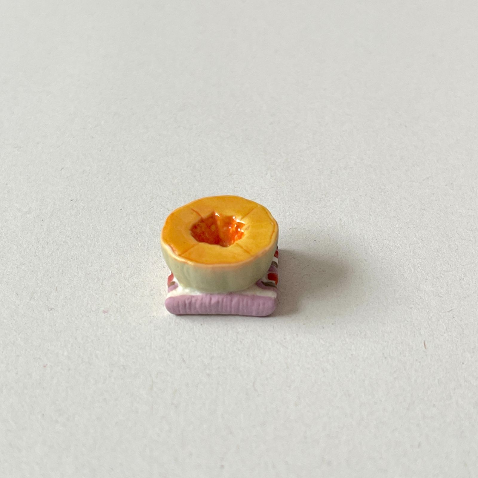 フェーヴ メロン⑥ 太陽の王たち フランス フェーブ ミニチュア陶器 m
