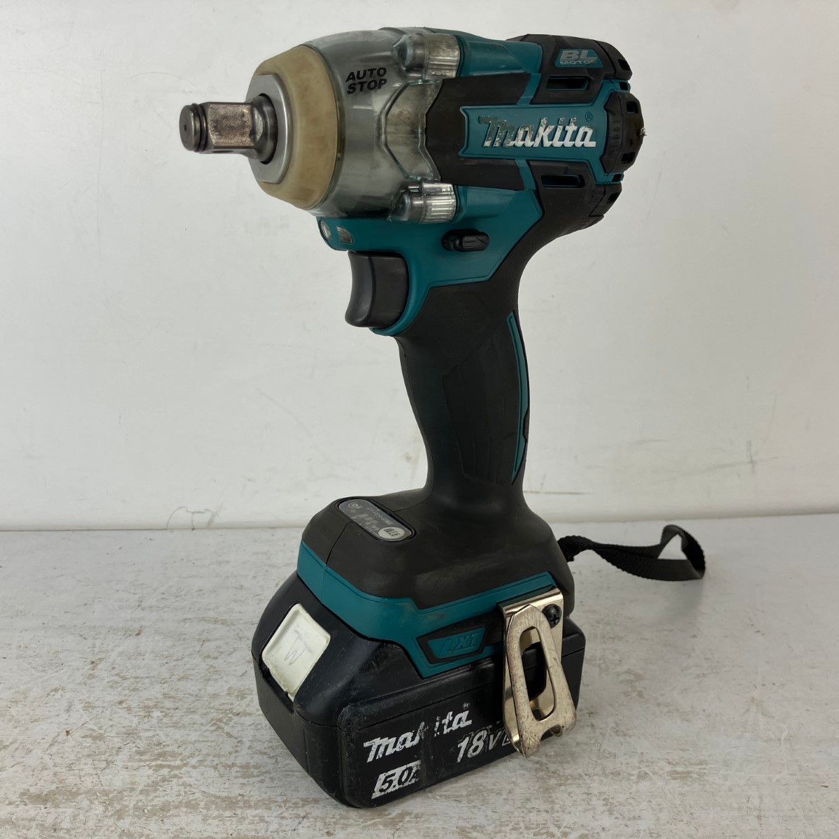 MAKITA マキタ 18v 12.7mm 充電式インパクトレンチ バッテリーx1付 ※充電器無し TW285D ブルー