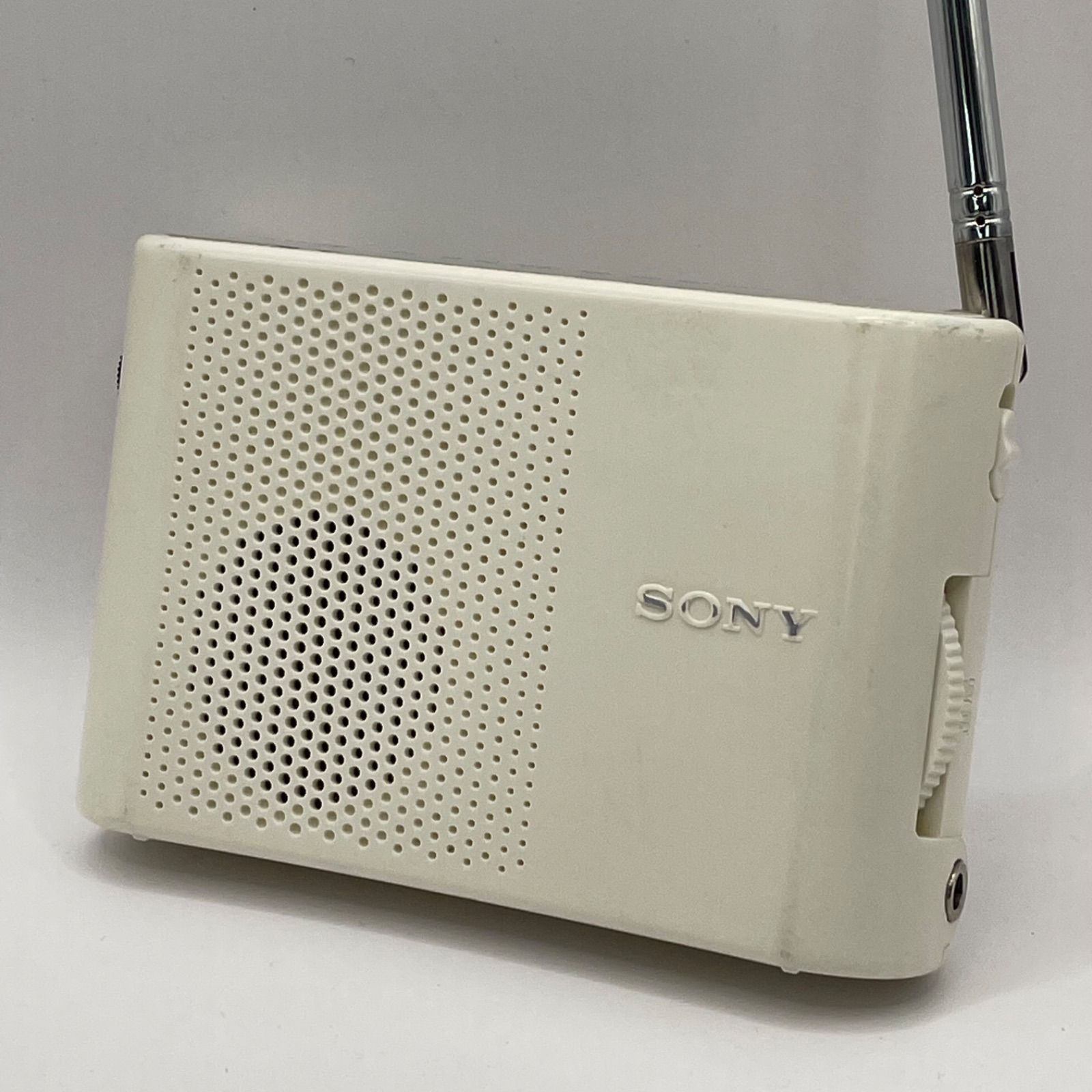 SONY ICF-51 ホワイト ハンディポータブルラジオ ワイドFM対応 - メルカリ