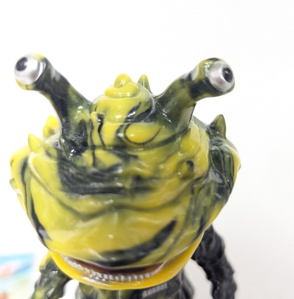 MAXTOY ミニソフビ怪獣倉庫シリーズ カネゴン メタリックイエロー 2026