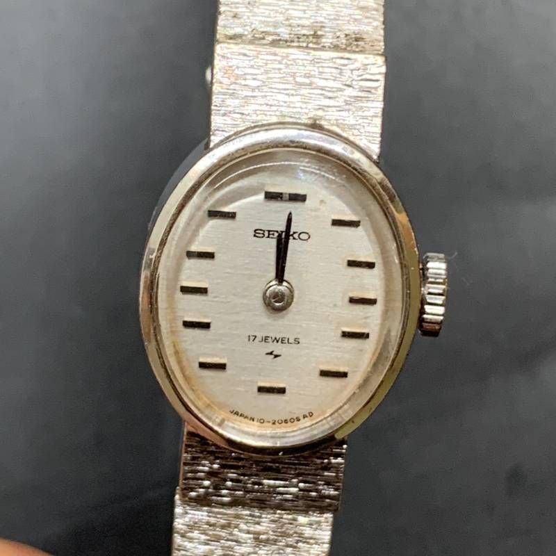 O440 Movable 1970's Seiko Seiko 10-8370 Analog Hand Winding Vintage Kameido Silver Metal Band Stainless Steel