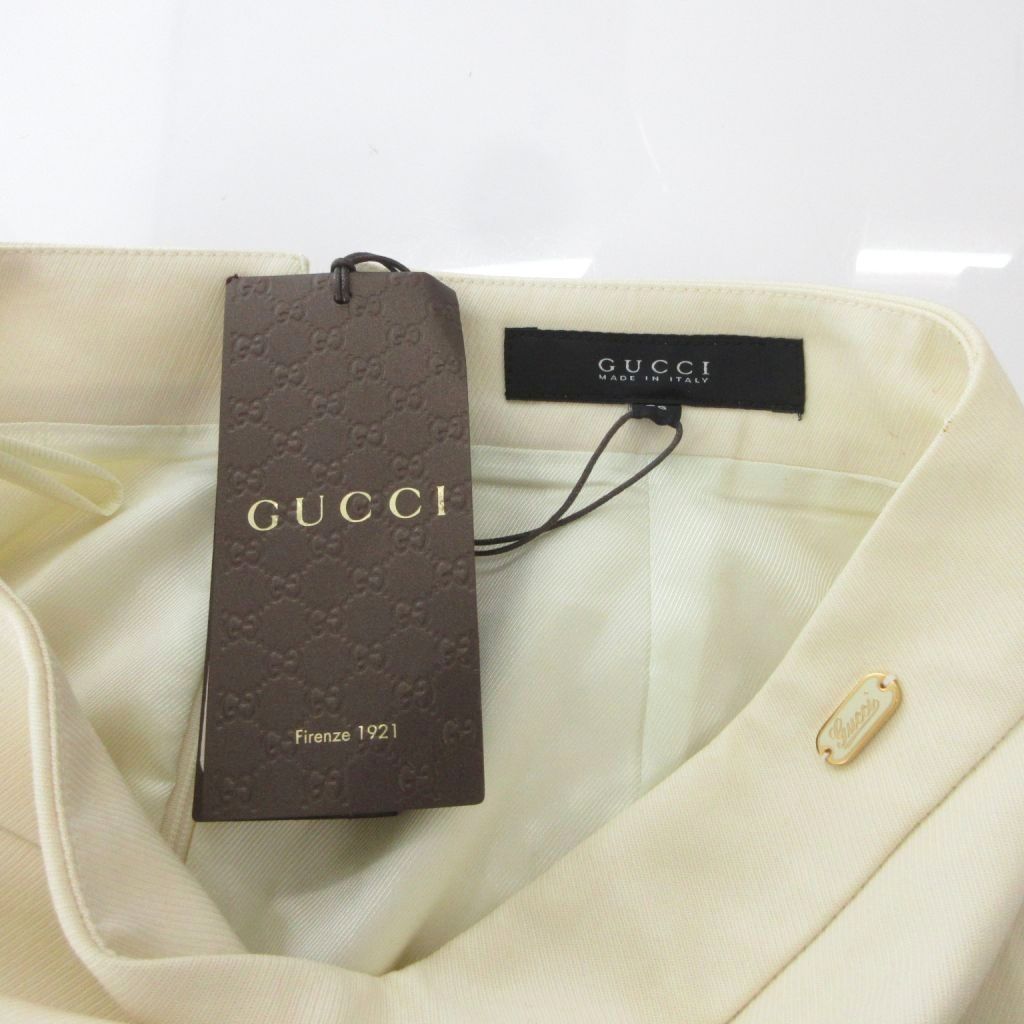 GUCCI アイボリー タイトスカート 38 グッチ GUCCI タグ付き タイトスカート ミディ丈 38 アイボリー 無地