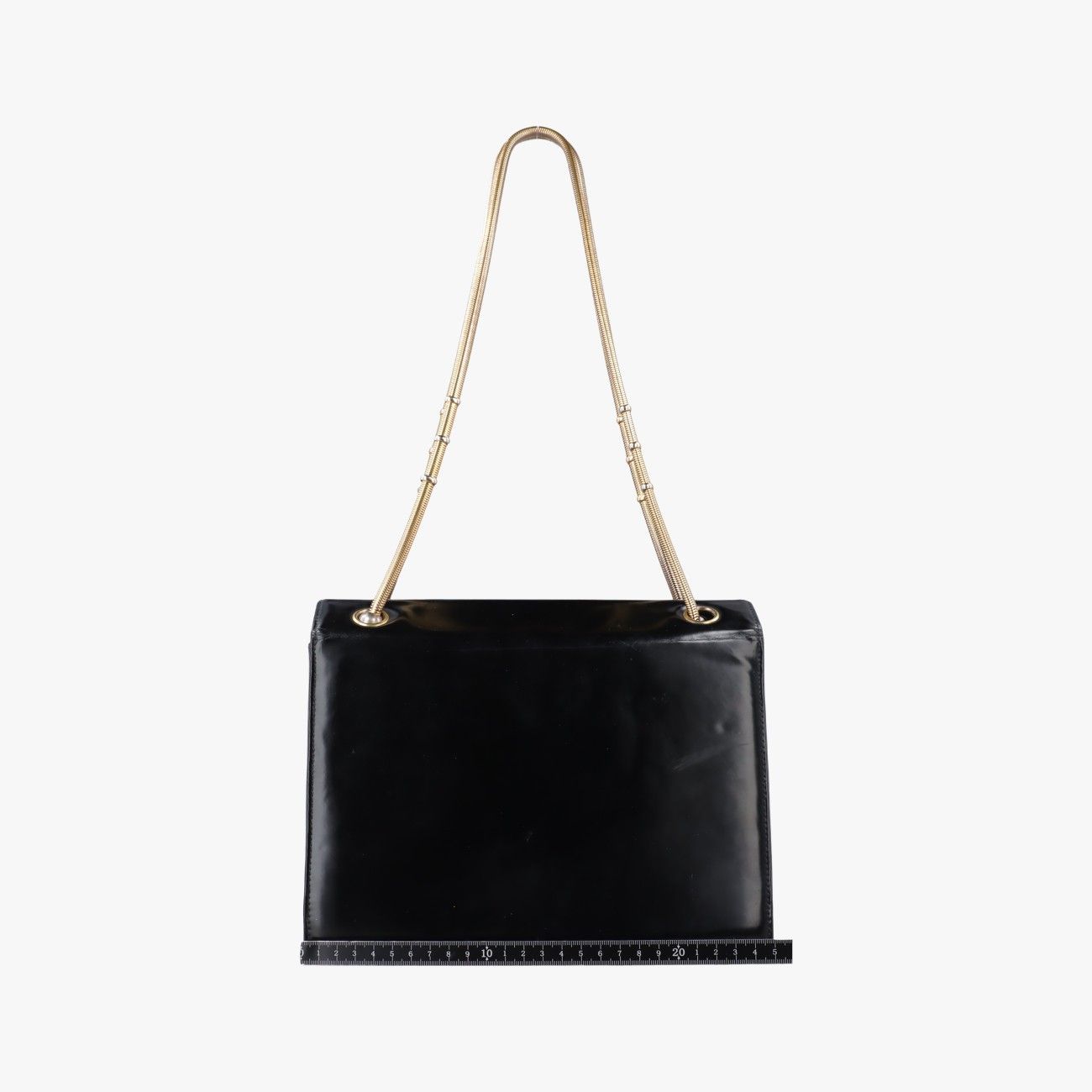 シャネルChanelCC スネークチェーン フラップCC スネークチェーン フラップ ブラック エナメル A08699 4850347 シャネルChanelCC スネークチェーン フラップ ブラック エナメル