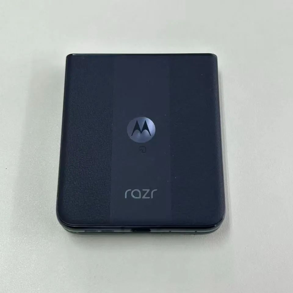 motorola razr 50 ultra ジャンク品 ミッドナイトブルー - メルカリ