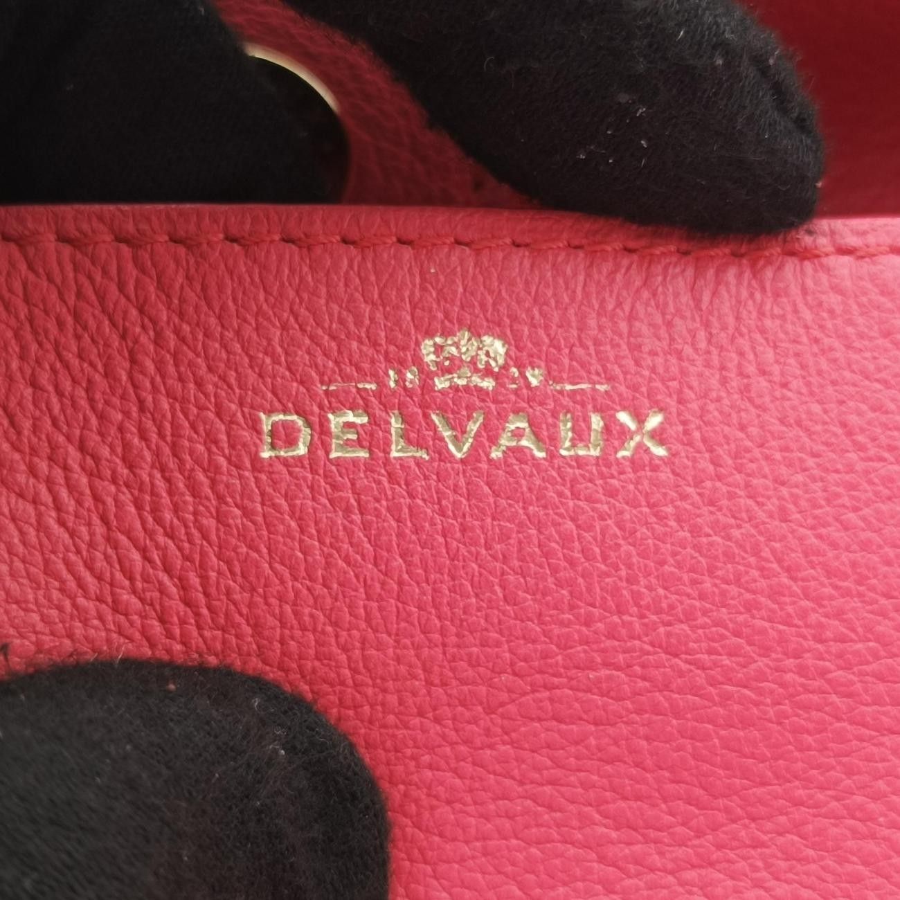 デルヴォーDelvauxパン ミニ バケットパン ミニ バケット ピンク レザー GO5H デルヴォーDelvauxパン ミニ バケット ピンク レザー GO5H - メルカリ