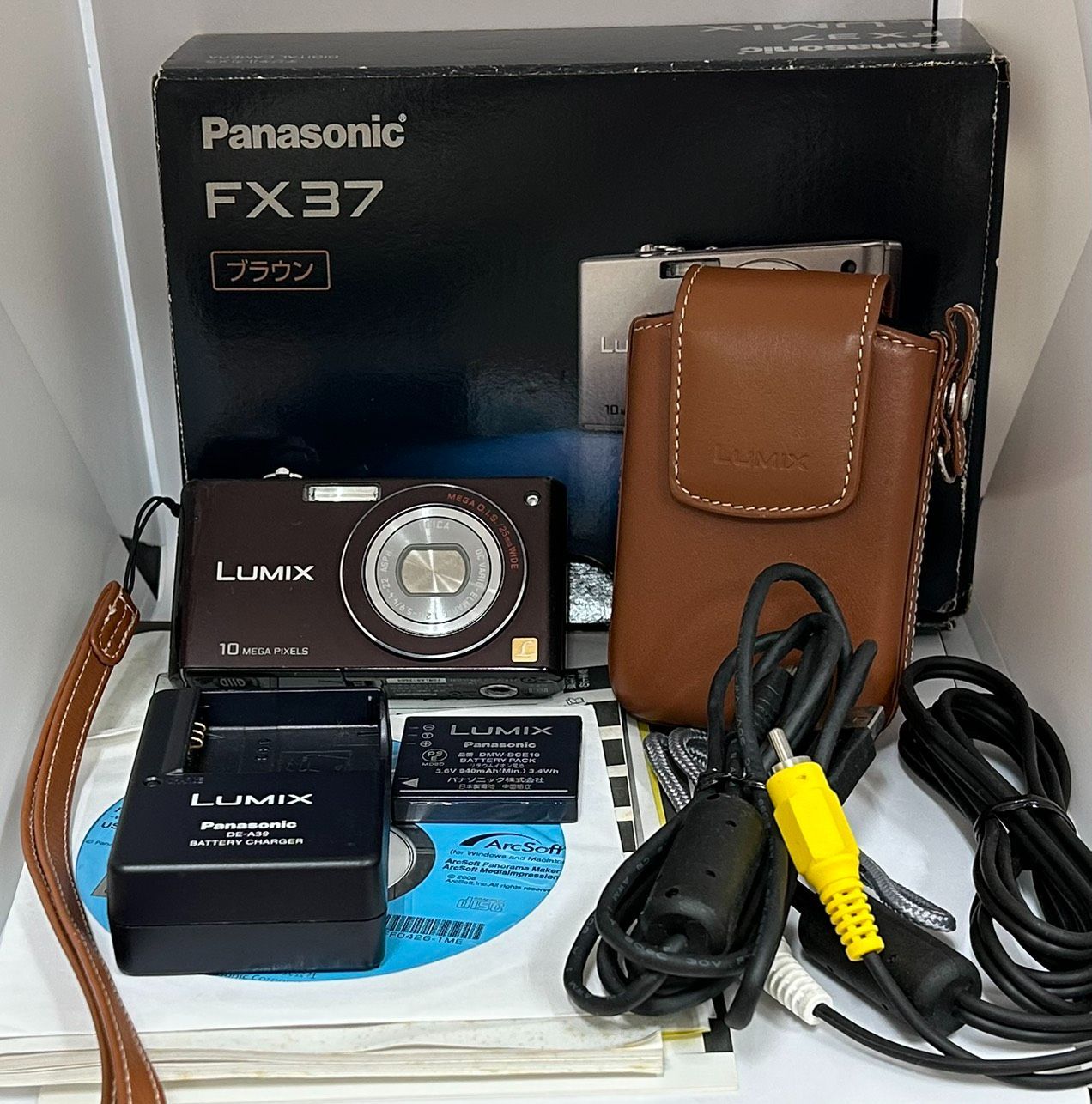 【動作未確認】Panasonic LUMIX DMC-FX37 ブラウン 箱付き Amazon | パナソニック デジタルカメラ LUMIX (ルミックス) FX37