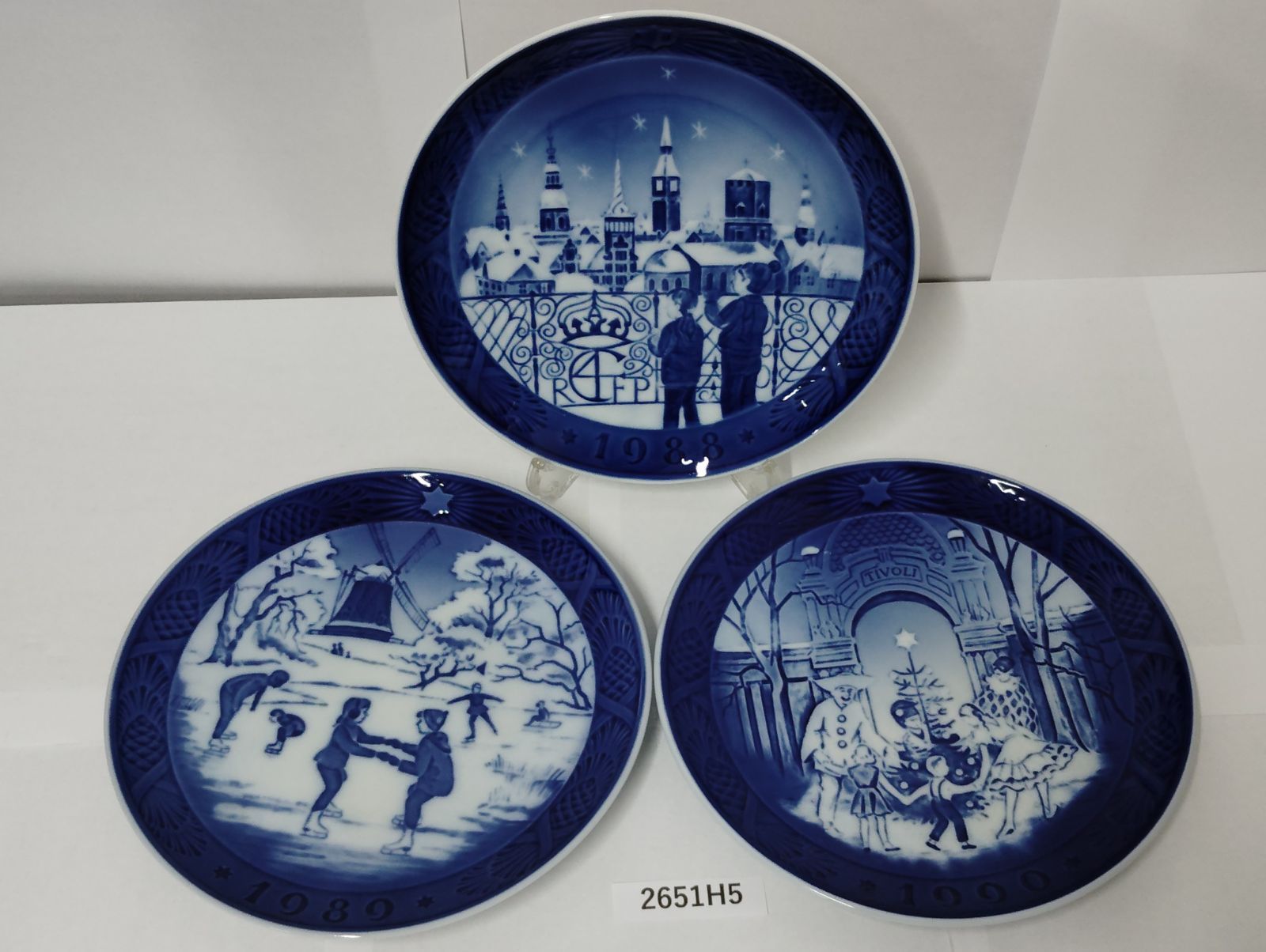 2651H5】 1988.1989.1990 ロイヤルコペンハーゲン イヤープレート 中古