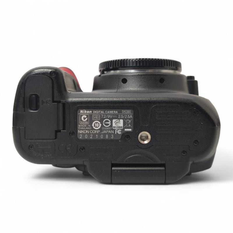カメラ 【ショット数極少】Nikon ニコン D5000 デジタル一眼レフ