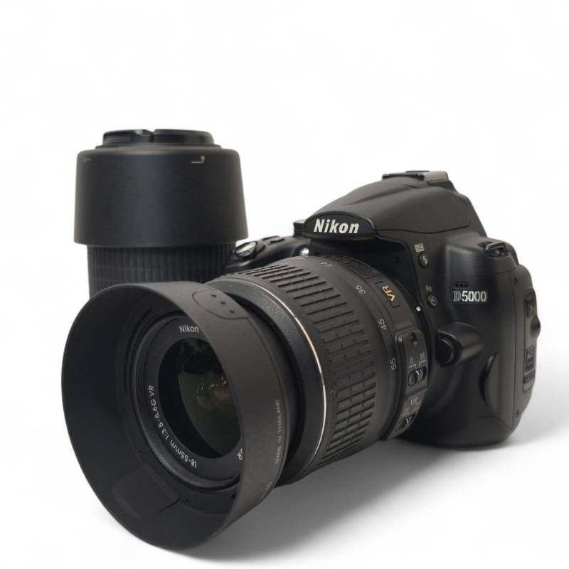 ⭐️訳あり動作良好⭐️Nikon D5000 ダブルレンズ ショット数4138 ⭐️訳あり動作良好⭐️Nikon D5000 ダブルレンズ ショット数4138