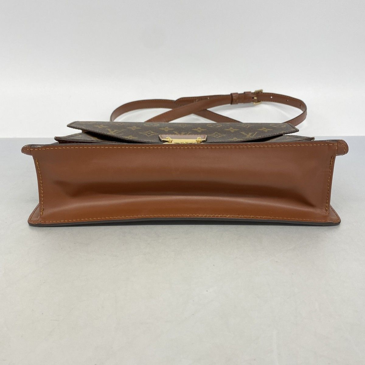 ルイヴィトン ショルダーバック ハンドバック 2WAY モンソー28 モノグラム LOUIS VUITTON（ルイ・ヴィトン） ルイ ヴィトン モノグラム モンソー