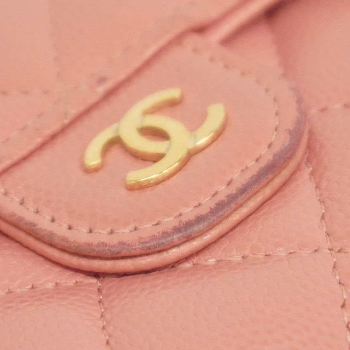 CHANELマトラッセ キャビアスキン 三つ折り財布 ピンク ゴールド CHANEL（シャネル） 三つ折り財布 マトラッセ キルティング ミニ財布