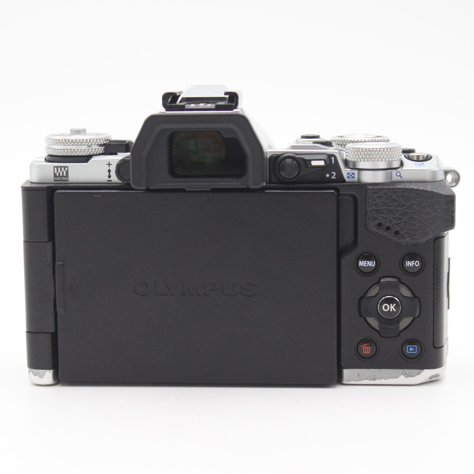 【中古】（非常に良い）OLYMPUS ミラーレス一眼カメラ OM-D E-M5 MarkII ボディー シルバー E-M5 MarkIIBody SLV □良品□ OLYMPUS ミラーレス一眼カメラ OM-D E-M5 MarkII ボディー