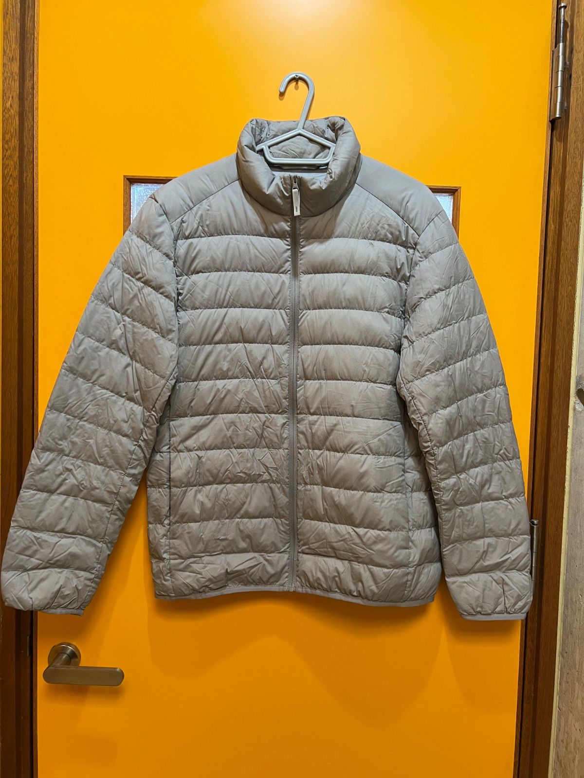 Y【Y6-84】 UNIQLO Sサイズ ウルトラライトダウンジャケット グレー 