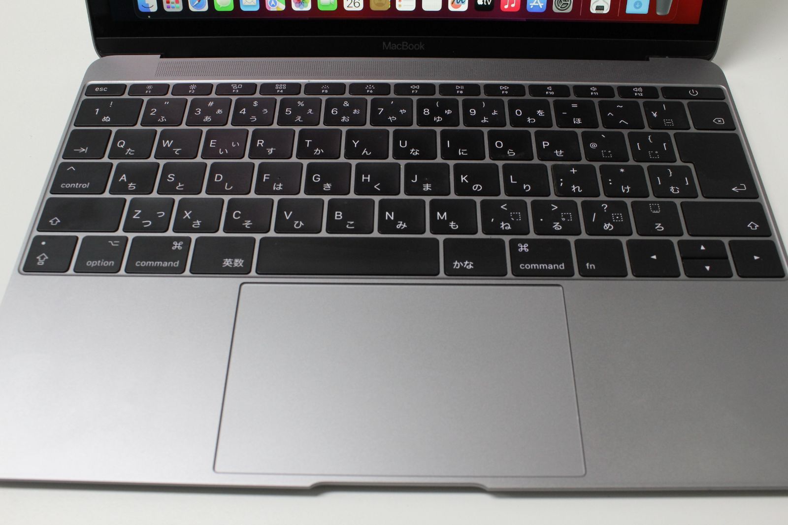 MacBook（Retina,12インチ,2017）256GB/8GB〈MNYF2J/A〉⑤ MacBook 12インチ[2017年/SSD 256GB/メモリ 8GB/1.2GHzデュアルコア