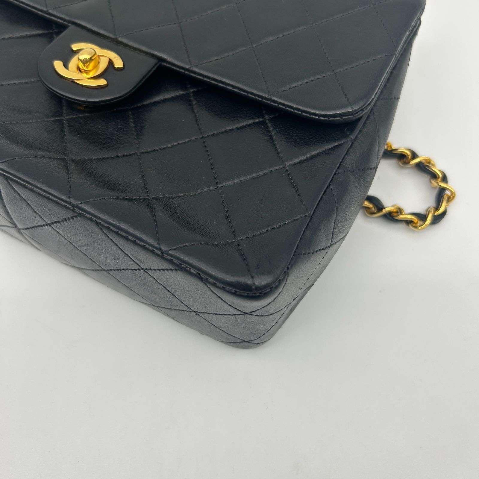 CHANEL（シャネル）ミニマトラッセ チェーンショルダーバッグ ブラック 