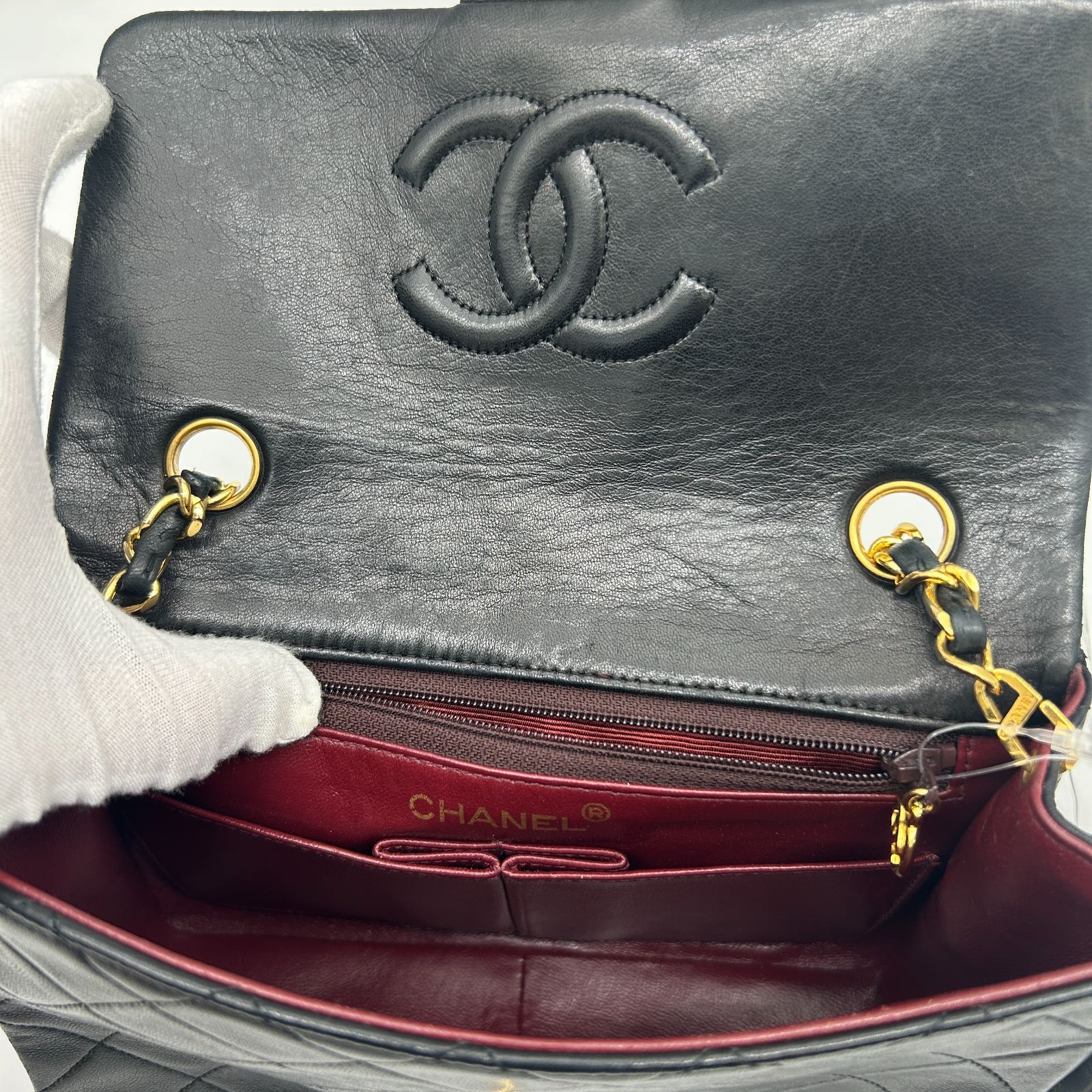CHANEL（シャネル）ミニマトラッセ チェーンショルダーバッグ ブラック 