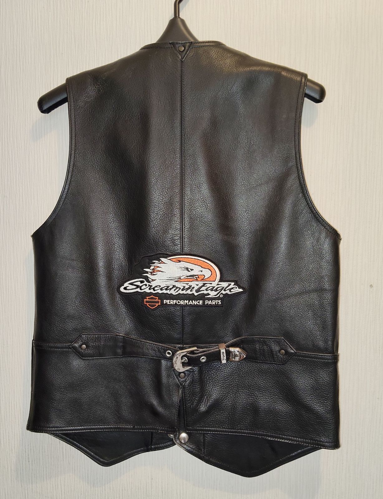 【新品同様】Harley-Davidson ブラック レザー ベスト L バー＆シールドレザーベスト （ハーレーブラック） -ハーレー