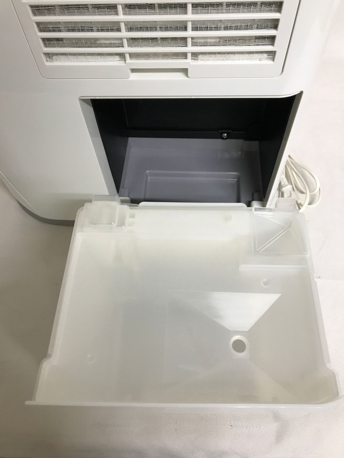 北見市発】コロナ CORONA 衣類乾燥除湿機 CD-S6322 2022年製 白 部屋 