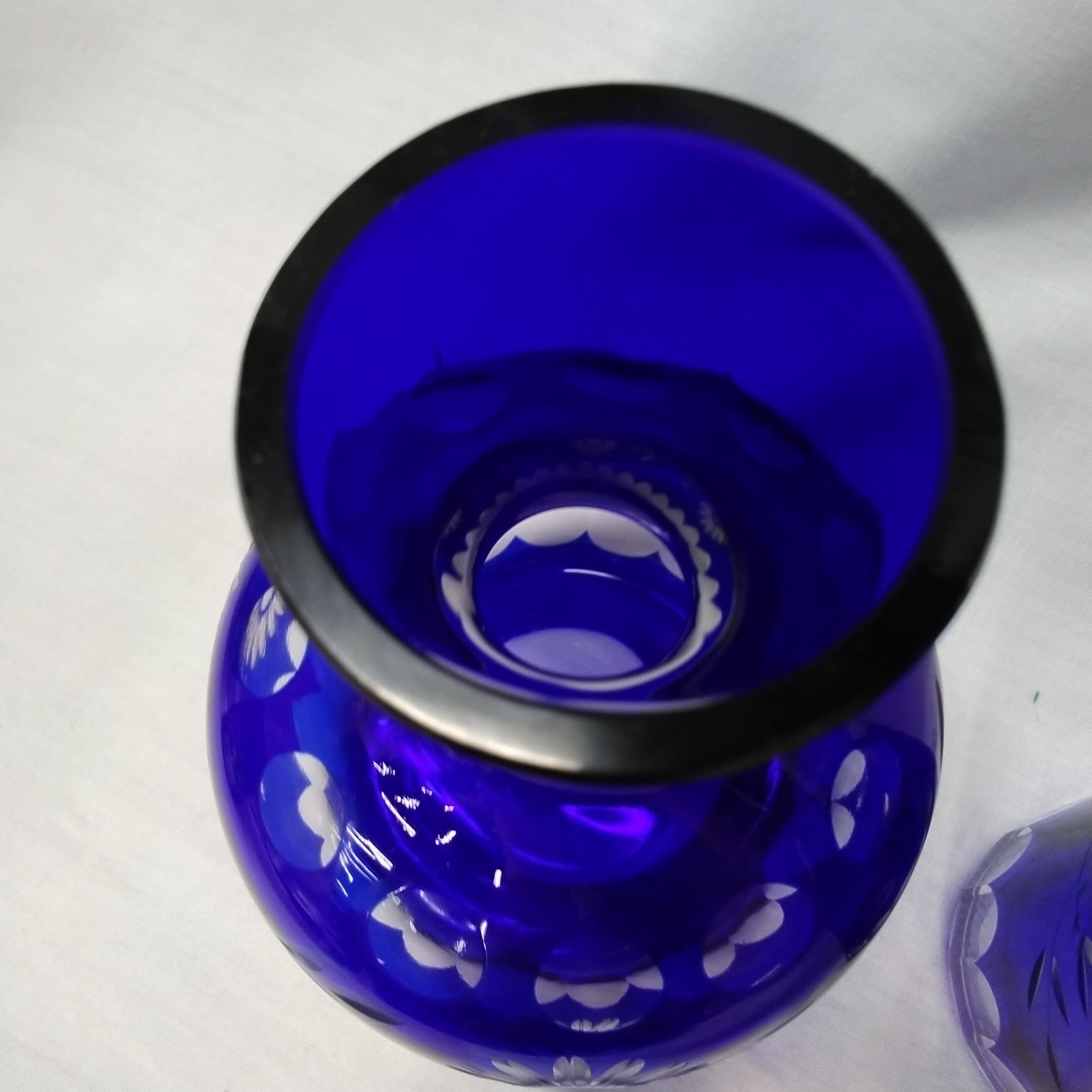 昭和レトロ 切子硝子 冠水瓶 2セット 赤と青のガラスに、華やかな