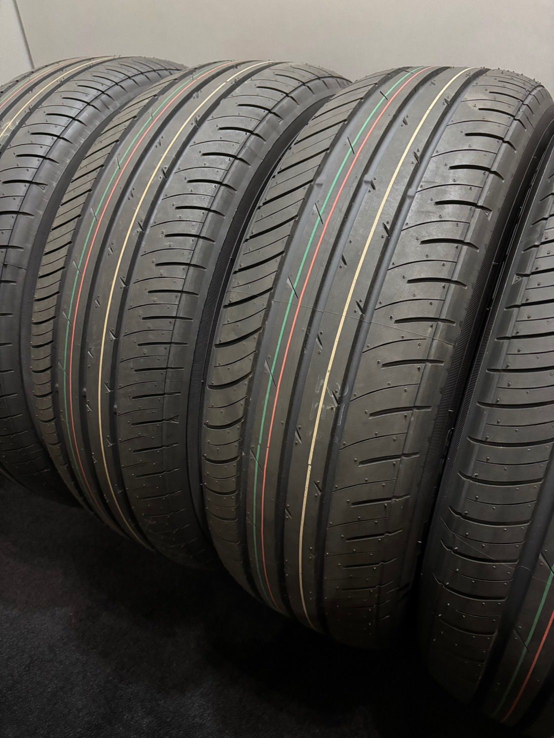 【24年製】205/60R16　新車外し夏タイヤ　トーヨー　プロクセス 24年製】205/60R16 新車外し夏タイヤ トーヨー プロクセスの通販はau