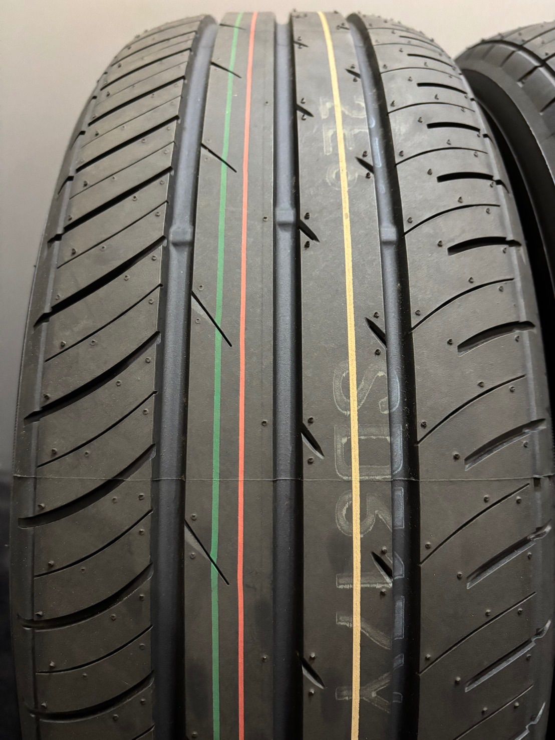 【走行短め】2024年製 TOYO PROXES J68 205/60R16 16インチ 夏タイヤ 4本 ステップワゴン ノア プリウスα ビアンテ等　(MTS409)クレジットカード QRコード決済可能 ☆新車外し品 205/60R16 TOYO/PROXES J68 26年製 夏タイヤ サマー