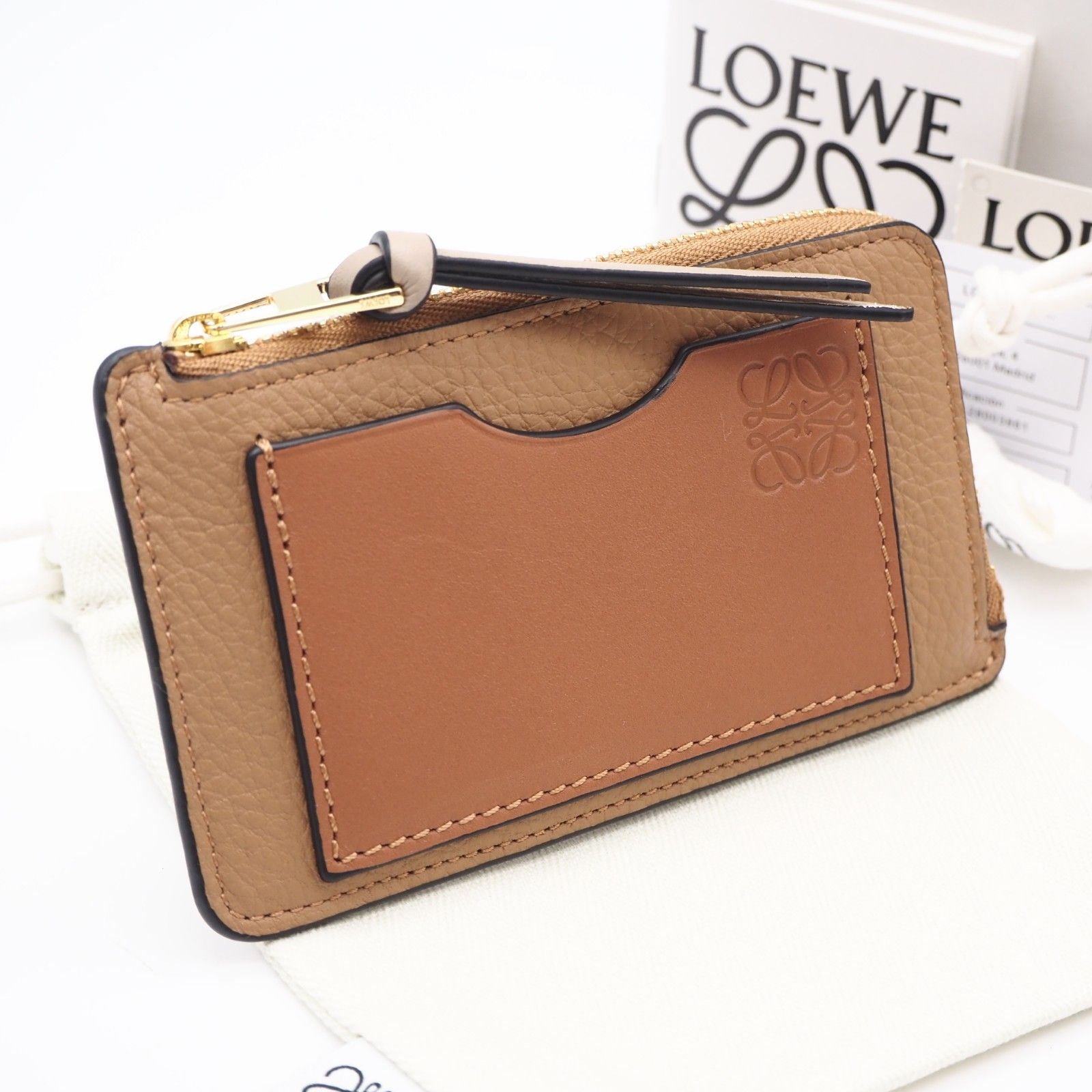 ☆3日以内返品可☆ 極美品 LOEWE ロエベ アナグラム コインカード