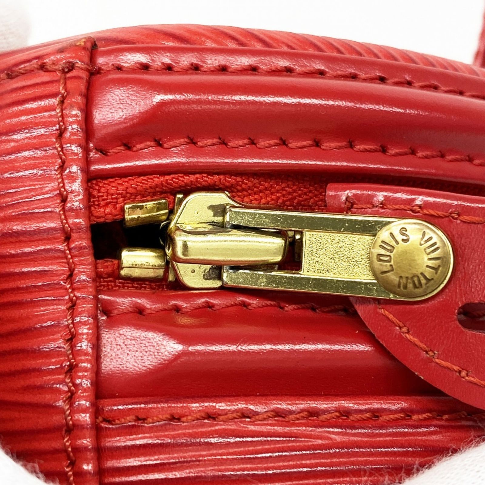 ルイヴィトン M48037 ハンドバッグ カステリアンレッド  LOUIS VUITTON カンヌ エピ LOUIS VUITTON（ルイ・ヴィトン） ルイ ヴィトン エピ カンヌ バニティ