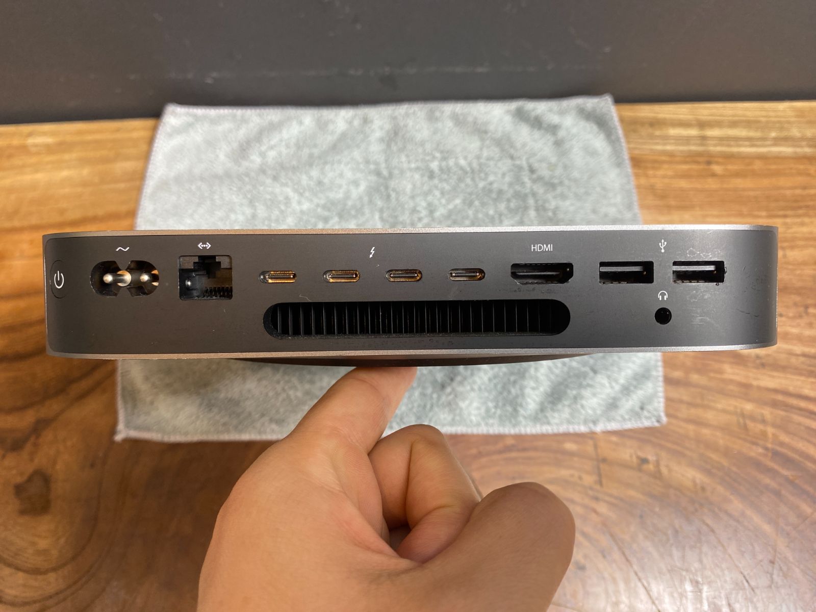 美品 Mac mini 2018 i5/32GB/SSD512GB Win11 Office2024 - メルカリ