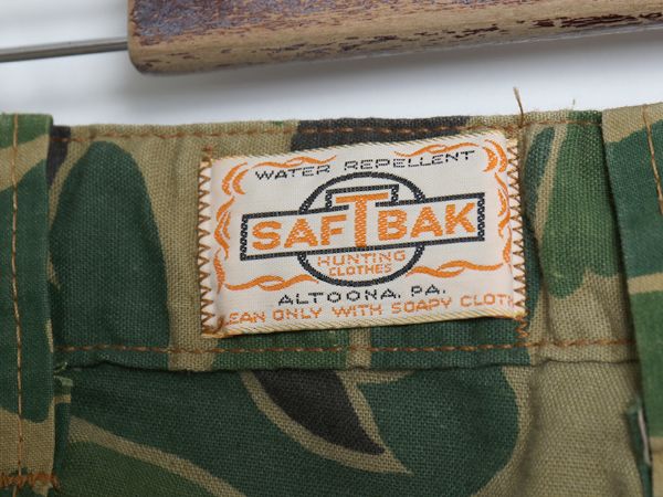 お得なクーポン配布中!】 70s SAFTBAK ダックハンターカモ