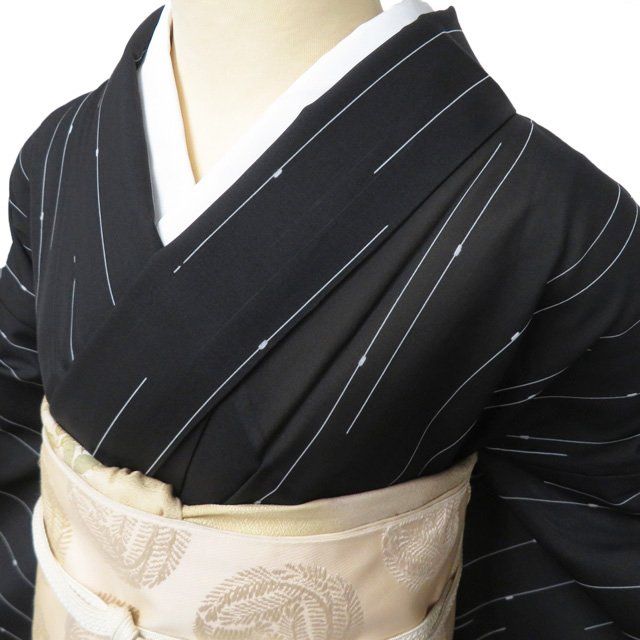 夏物 夏着物 夏大島 大島紬 着物 中古 正絹 カジュアル 線模様 黒色