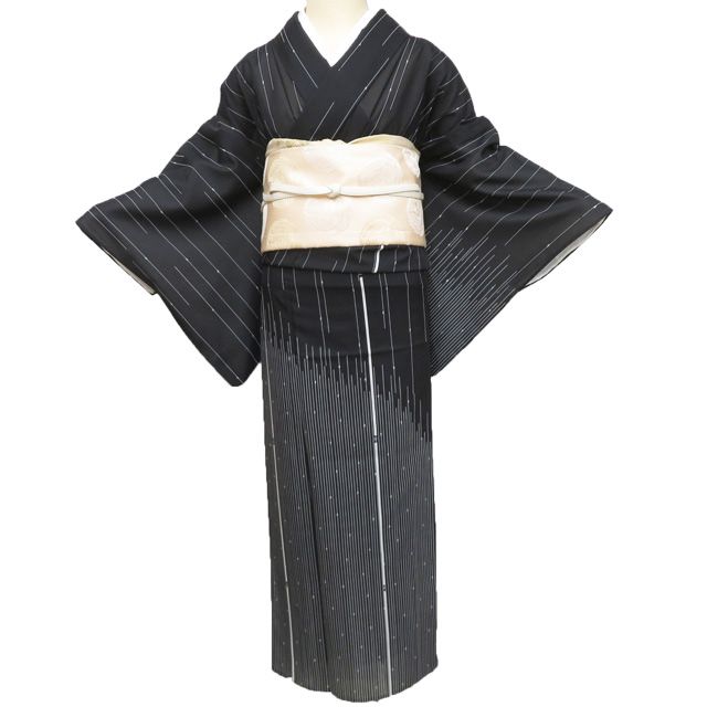 夏物 夏着物 夏大島 大島紬 着物 中古 正絹 カジュアル 曲線模様 褐色 黒色 身丈160cm 裄63cm M きもの北條 A1347-16 楽天市場】【新古品】 夏物 本場大島紬 着物 未使用 正絹 夏大島 単衣