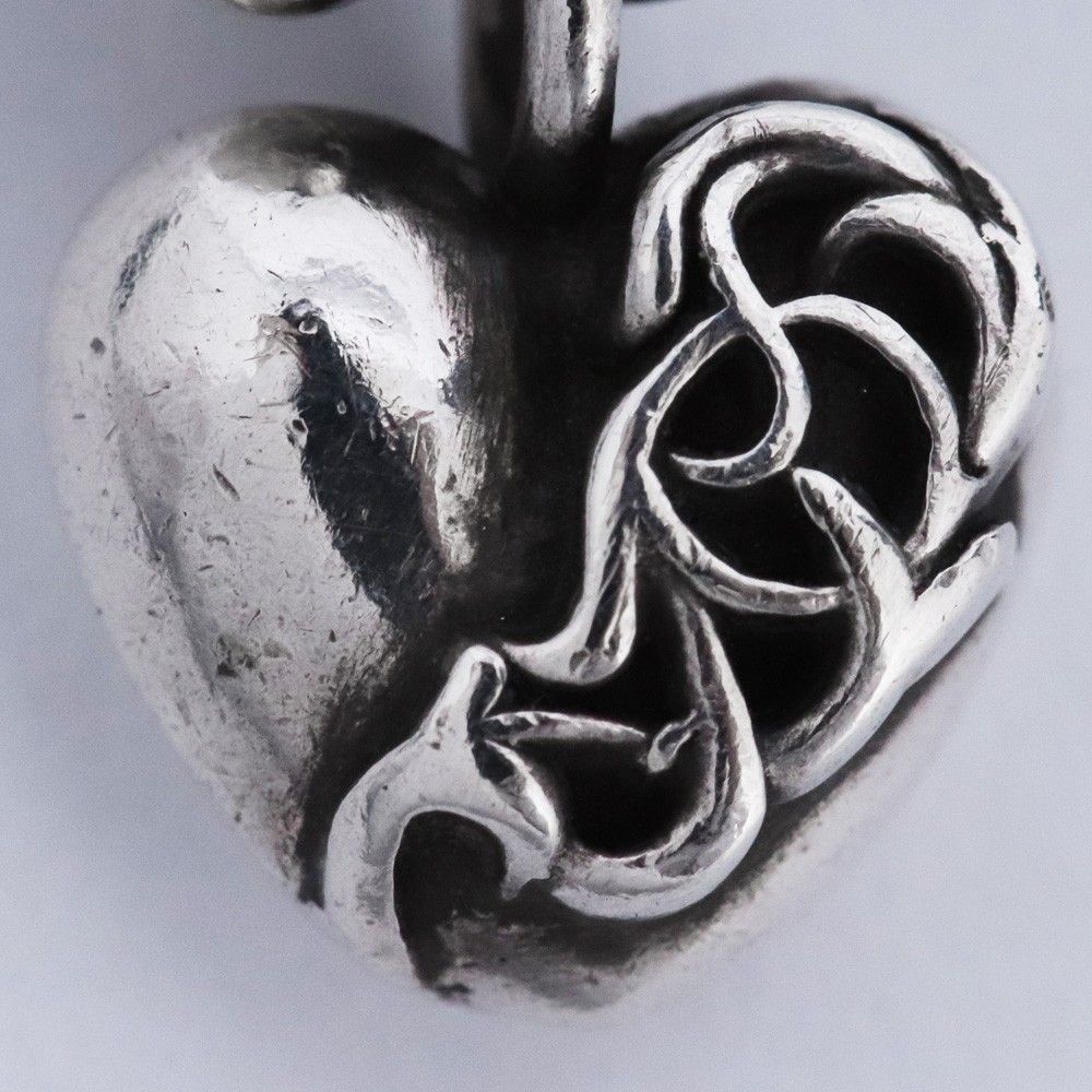 CHROME HEARTS ハートドロップイヤリング シルバー - メルカリ