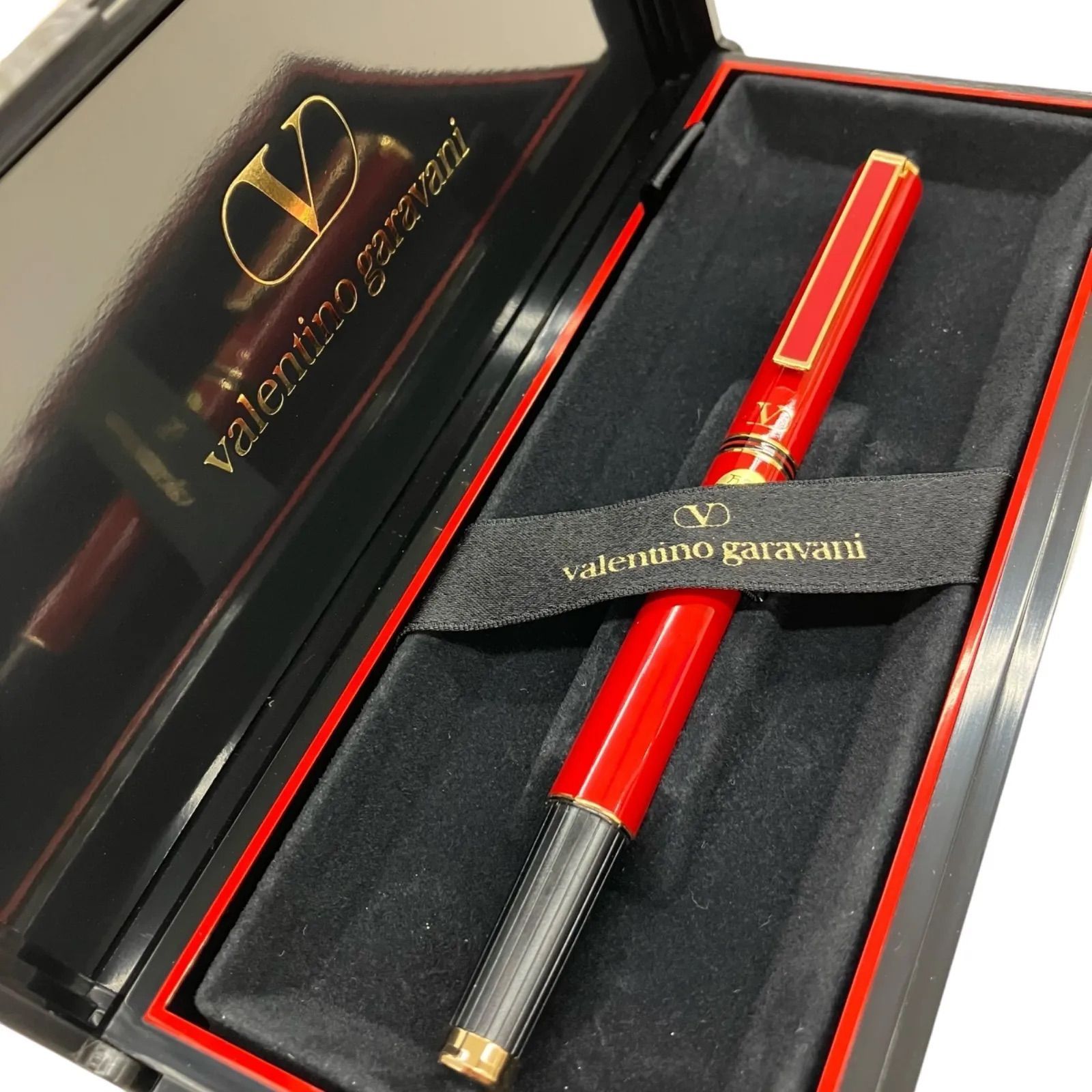 186000 Valentino garavani 万年筆 - メルカリ